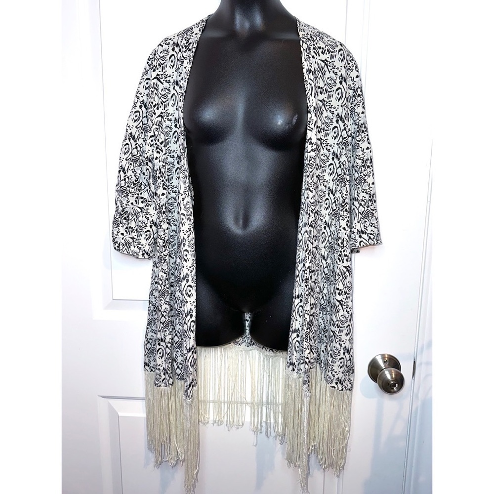 Dani collection fringe kimono